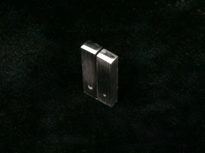 【製作事例】SKD61 角棒 穴 アール 熱処理