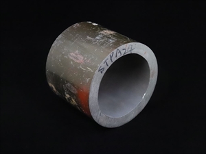 腐食試験に使用される配管用鋼管。（素材：STPA24）