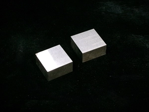 【製作事例】SCM415 ブロック 両面研磨 熱処理