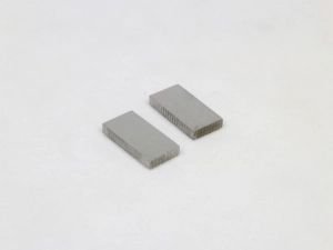 【製作事例】SUJ2 平板 熱処理 研磨